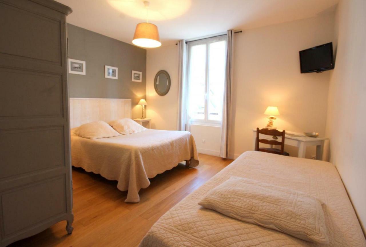 Les Champs Rabats Bed and Breakfast Villers-sur-Mer Exteriör bild
